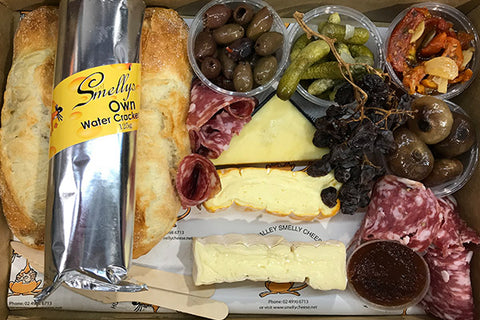 Smelly's Own - Ploughman Hamper